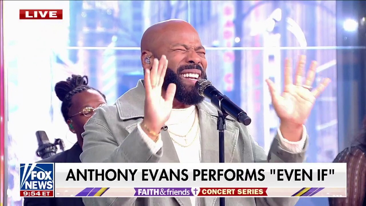 Anthony Evans performs live on ‘Fox & Friends Weekend’