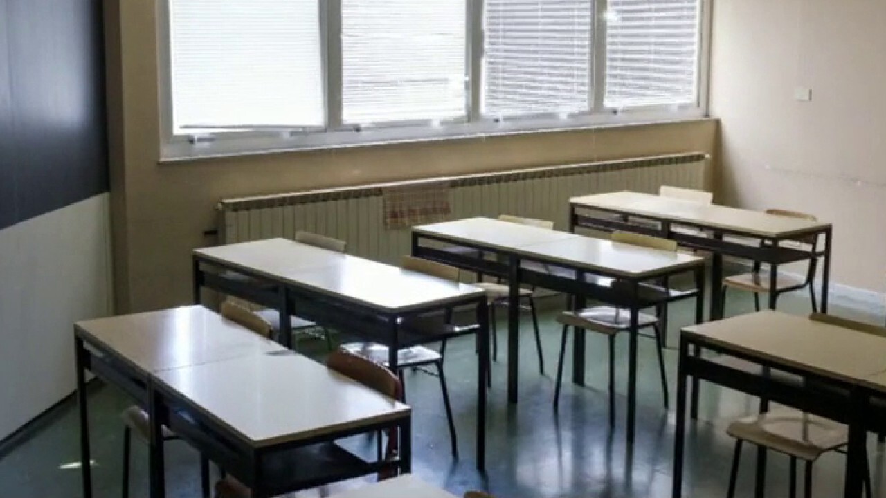 Experts say students should be ‘physically present’ in schools as states mull reopening measures 