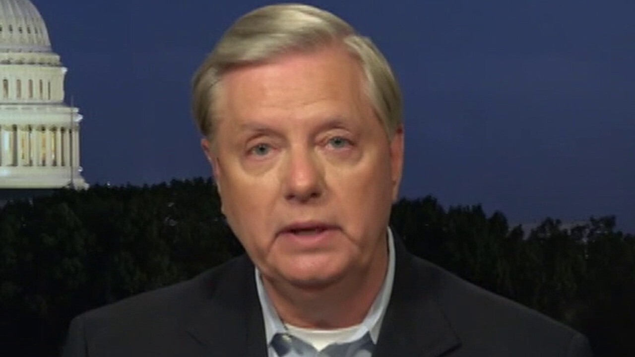Graham tells Democrats he’s moving forward in confirmation process, cites Kavanaugh treatment