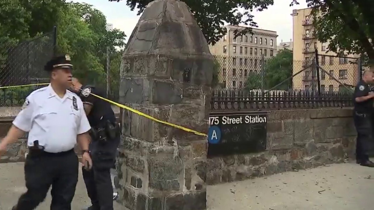 New York City man stabbed to death in Manhattan subway station