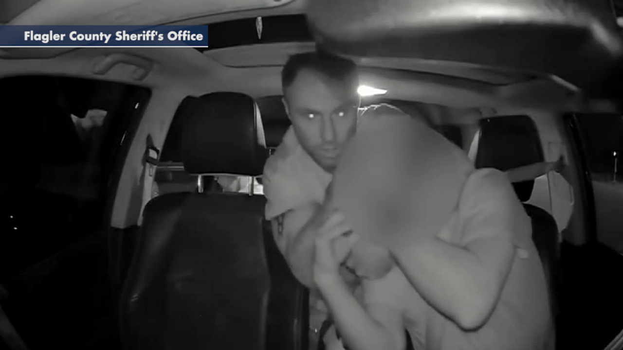 Lyft driver attacked by drunk passenger, Florida deputies say