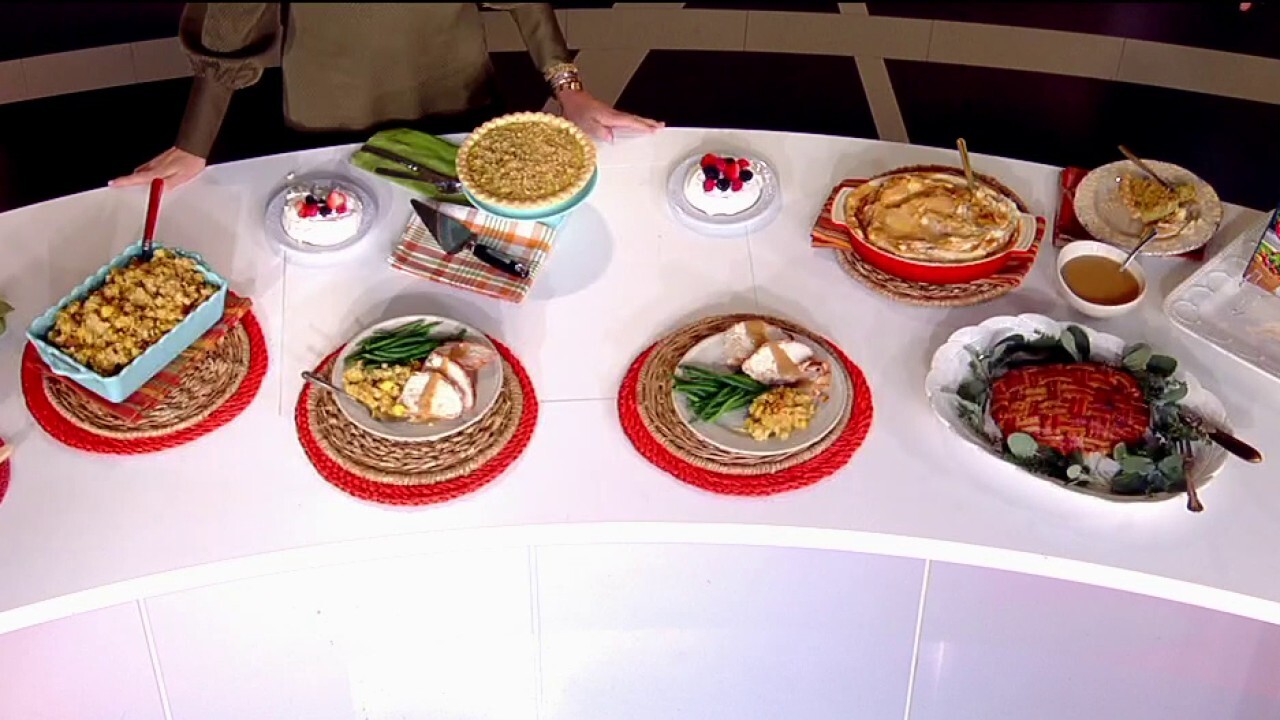 ‘Fox & Friends’ cooks up a Thanksgiving feast