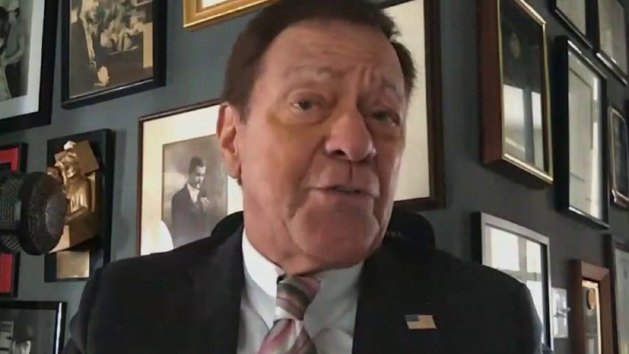 Joe Piscopo reacts to Bill Maher's warning to America over woke culture