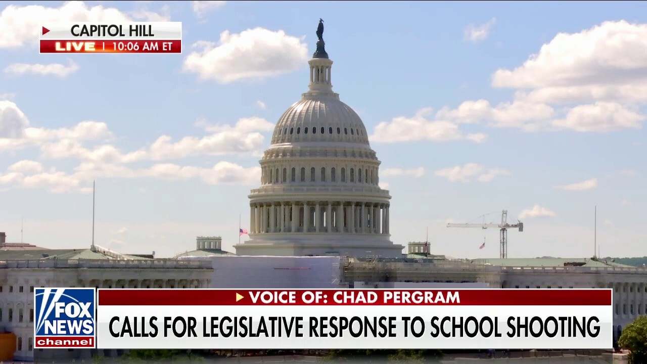 Texas school shooting spurs bipartisan talks for compromise