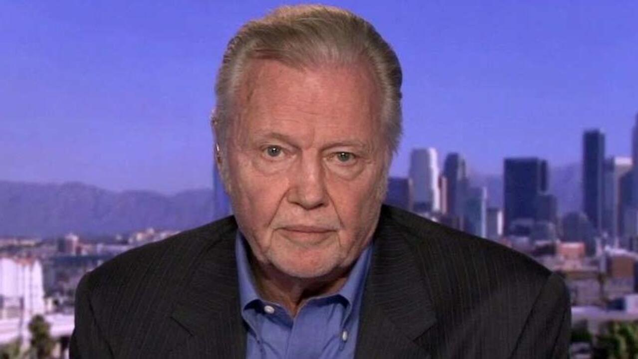 Jon Voight on why he's supporting Trump and Hollywood isn't
