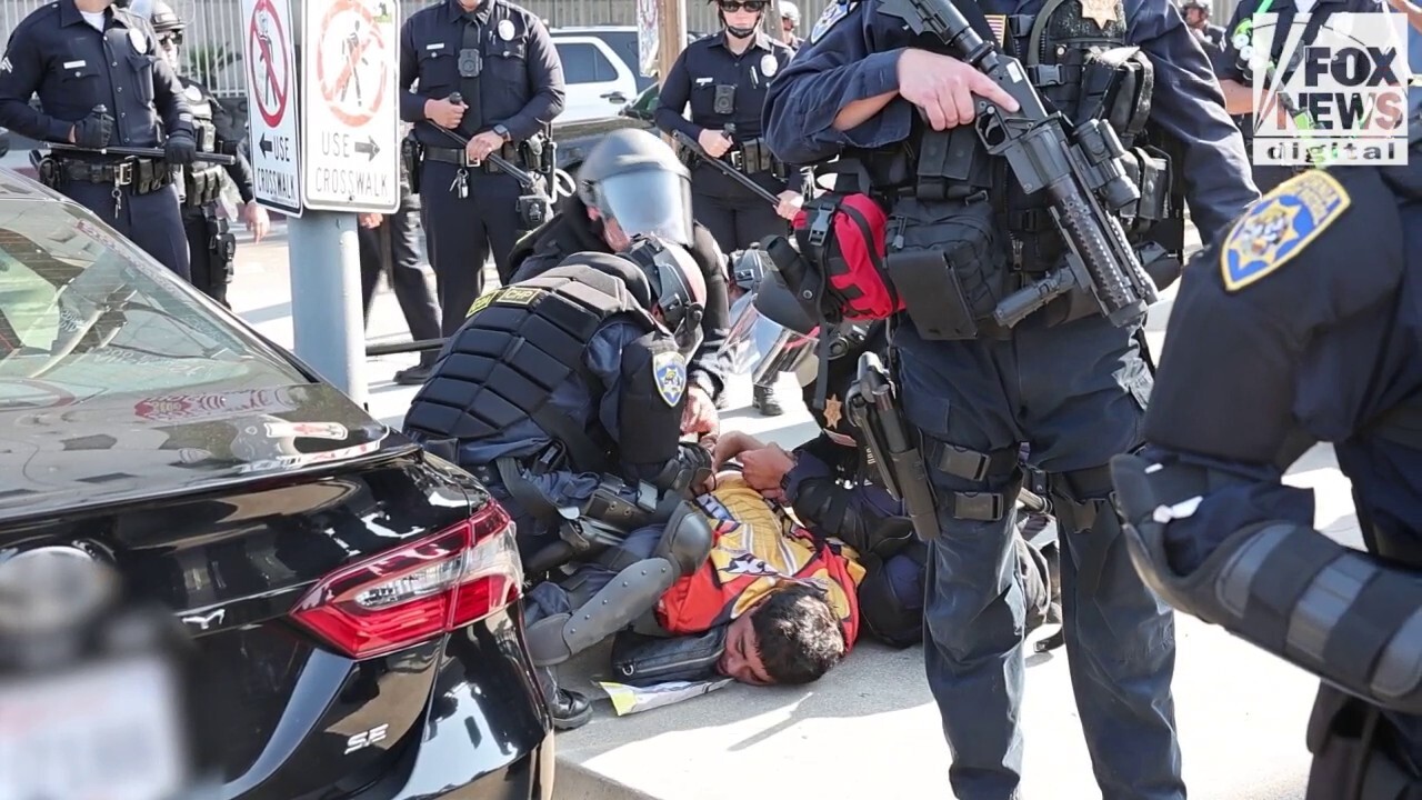 Media mischaracterizing anti-ICE riots in Los Angeles, ESPN star claims