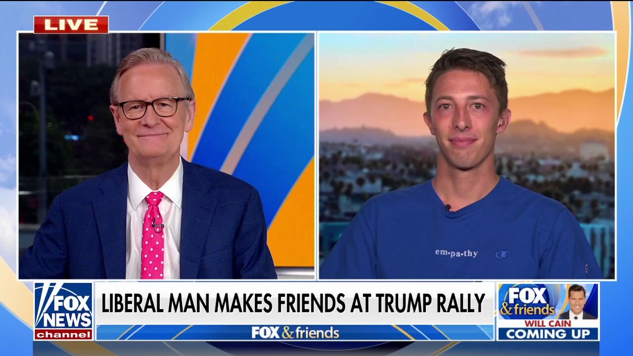Liberal goes viral making friends at a Trump rally: ‘Start the conversation’