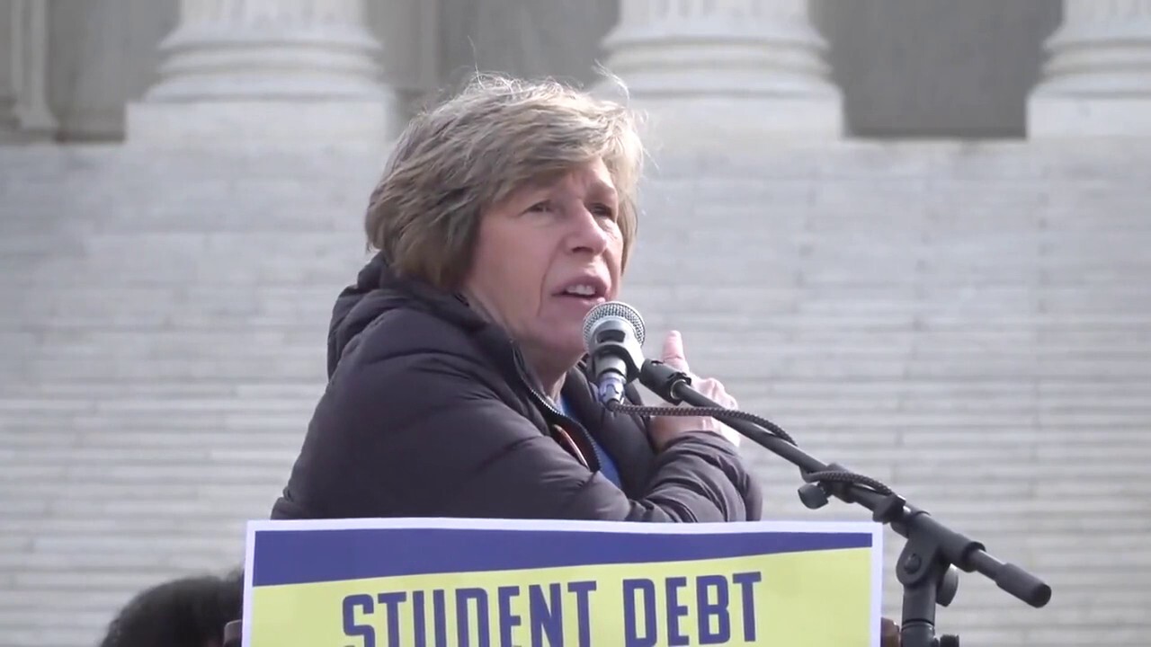 Randi Weingarten gives emotional speech outside Supreme Court