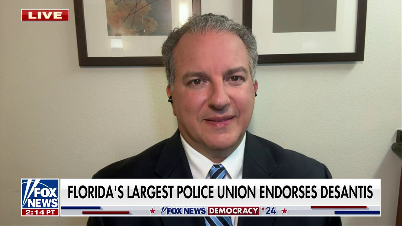 Florida's largest police union endorses DeSantis after backing Trump in 2020