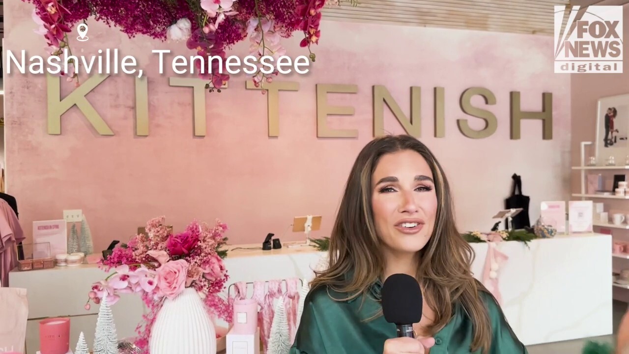 Jessie James Decker's Kittenish clothing line is working with Things Remembered for 'festive' holiday collaboration