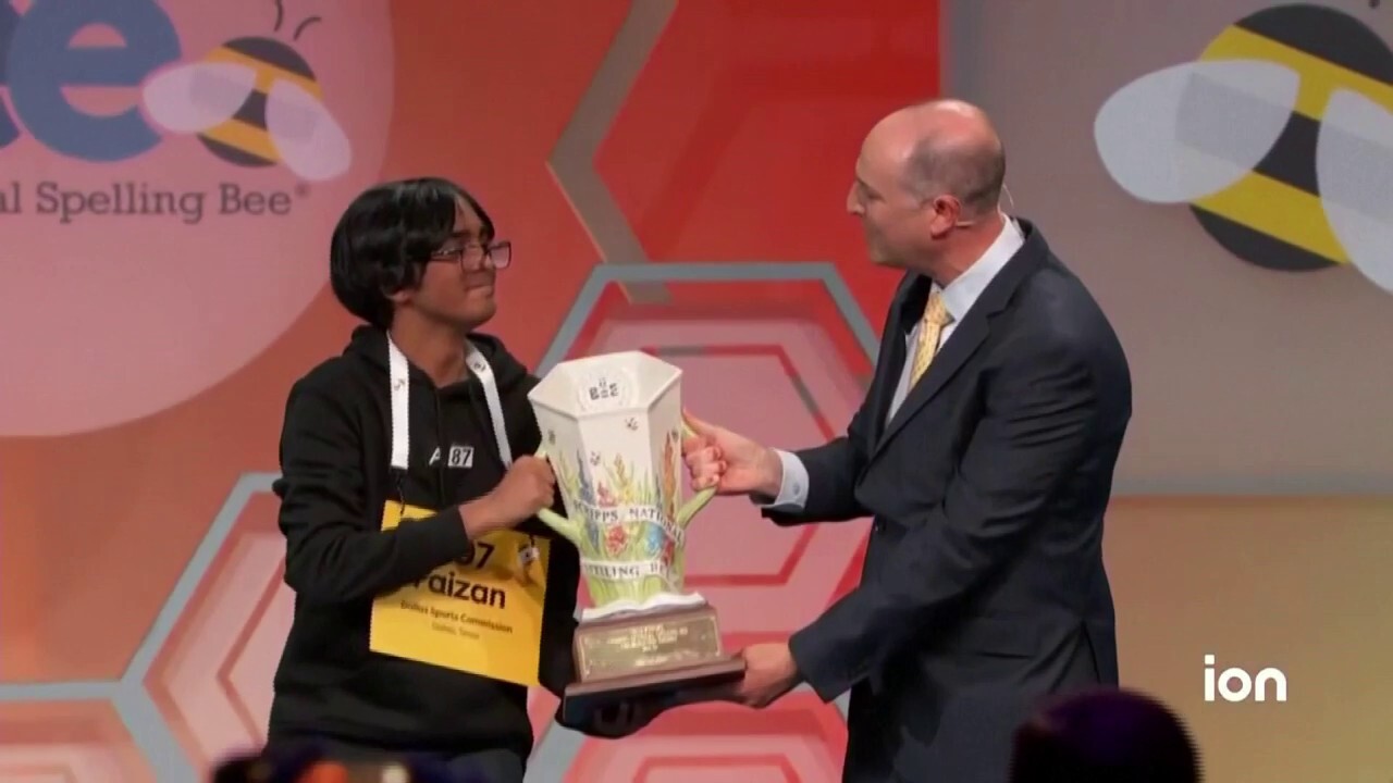 Teen wins Scripps National Spelling Bee with 'eclaircissement'