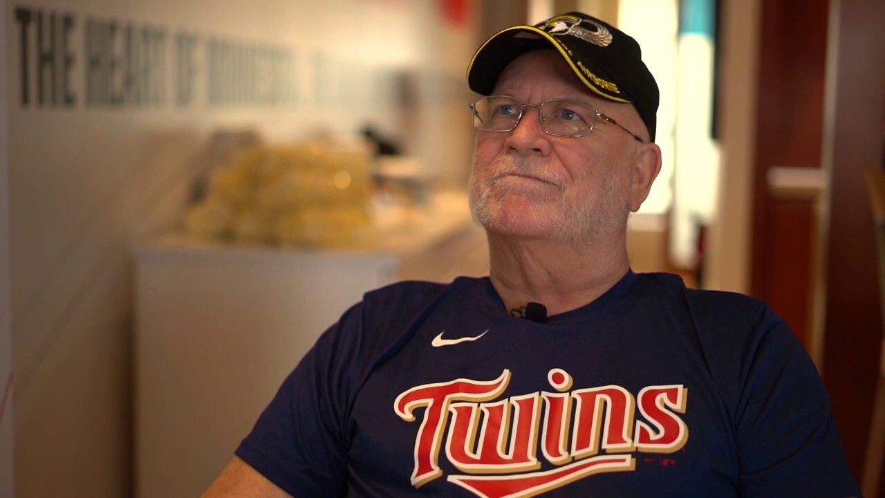 Vietnam vet with cancer gets VIP seats at Minnesota Twins game