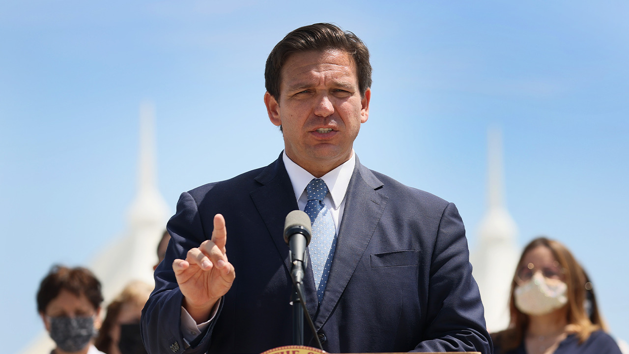 Governor DeSantis holds press conference on Hurricane Ian aftermath 