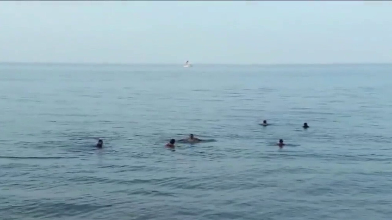 Мъж от Калифорния се удави в езеро, докато караше лодка с приятел