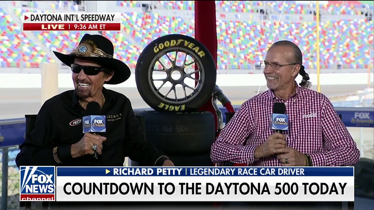 Richard Petty, Kyle Petty share their family's racing legacy on 'Fox & Friends'