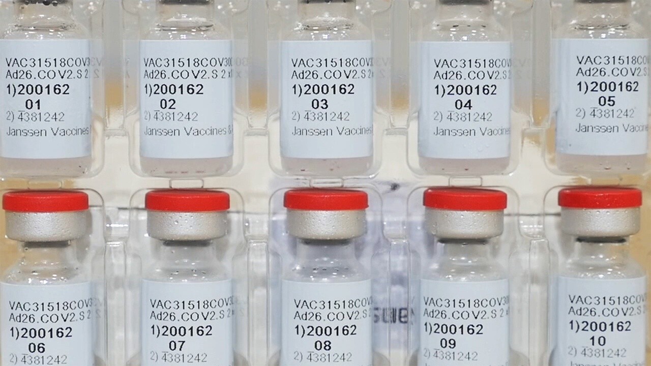 Feds recommend pause in Johnson & Johnson COVID-19 vaccine rollout
