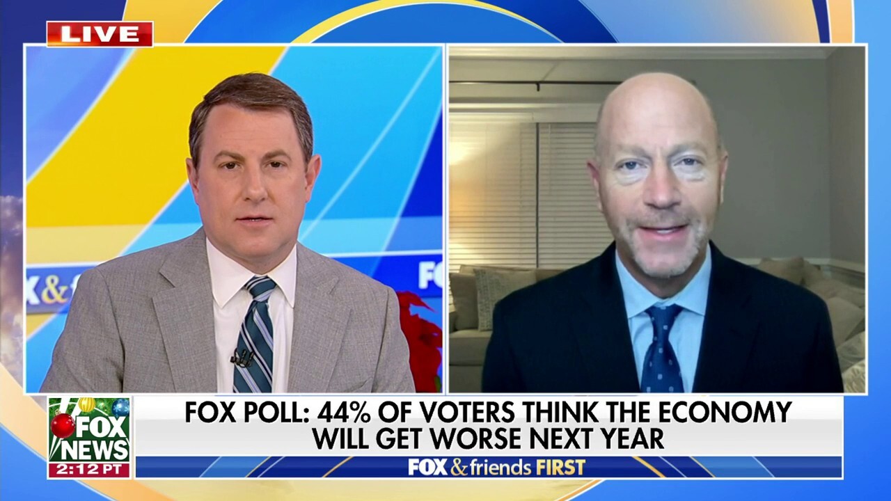 Fox poll indicates 44% of voters think the economy will get worse in 2024