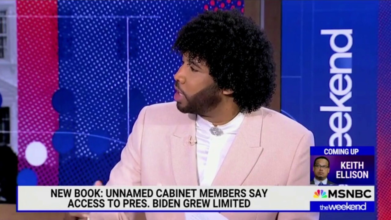 Домакинът на MSNBC поставя надеждност на кабинета на Biden Secs, които се изказаха за упадъка на президента след избори 