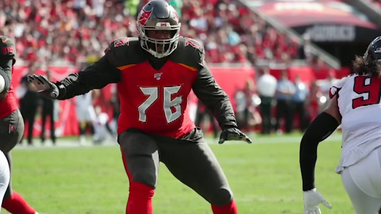Buccaneers' Donovan Smith raises concerns about playing 2020 NFL season