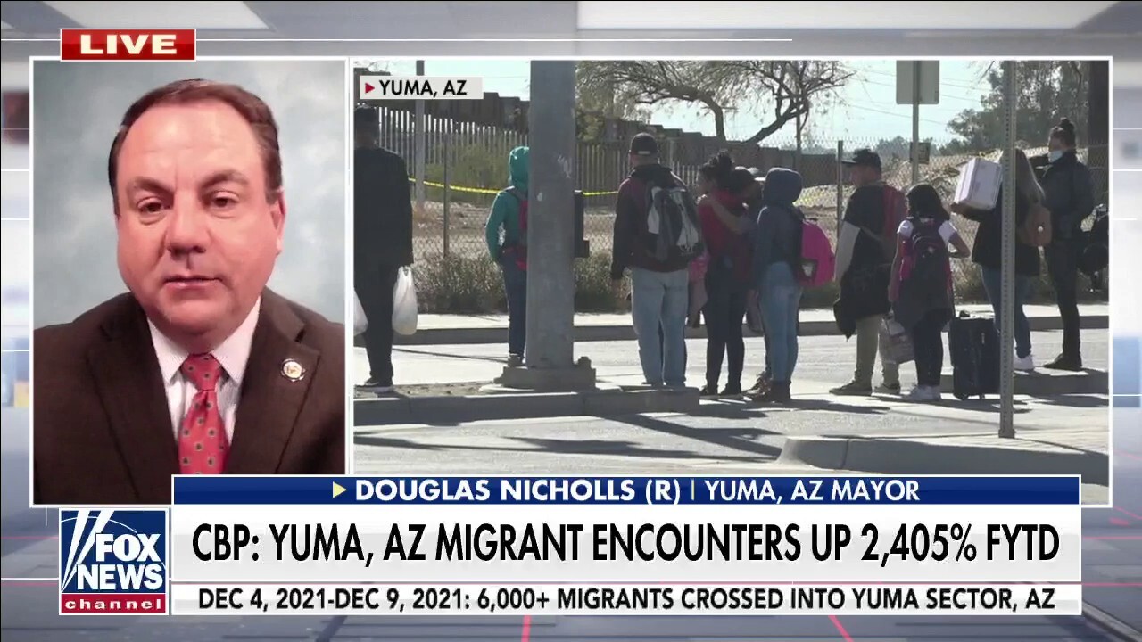 Arizona mayor says city is 'overwhelmed' with border crisis as migrant encounters surge 2,405%