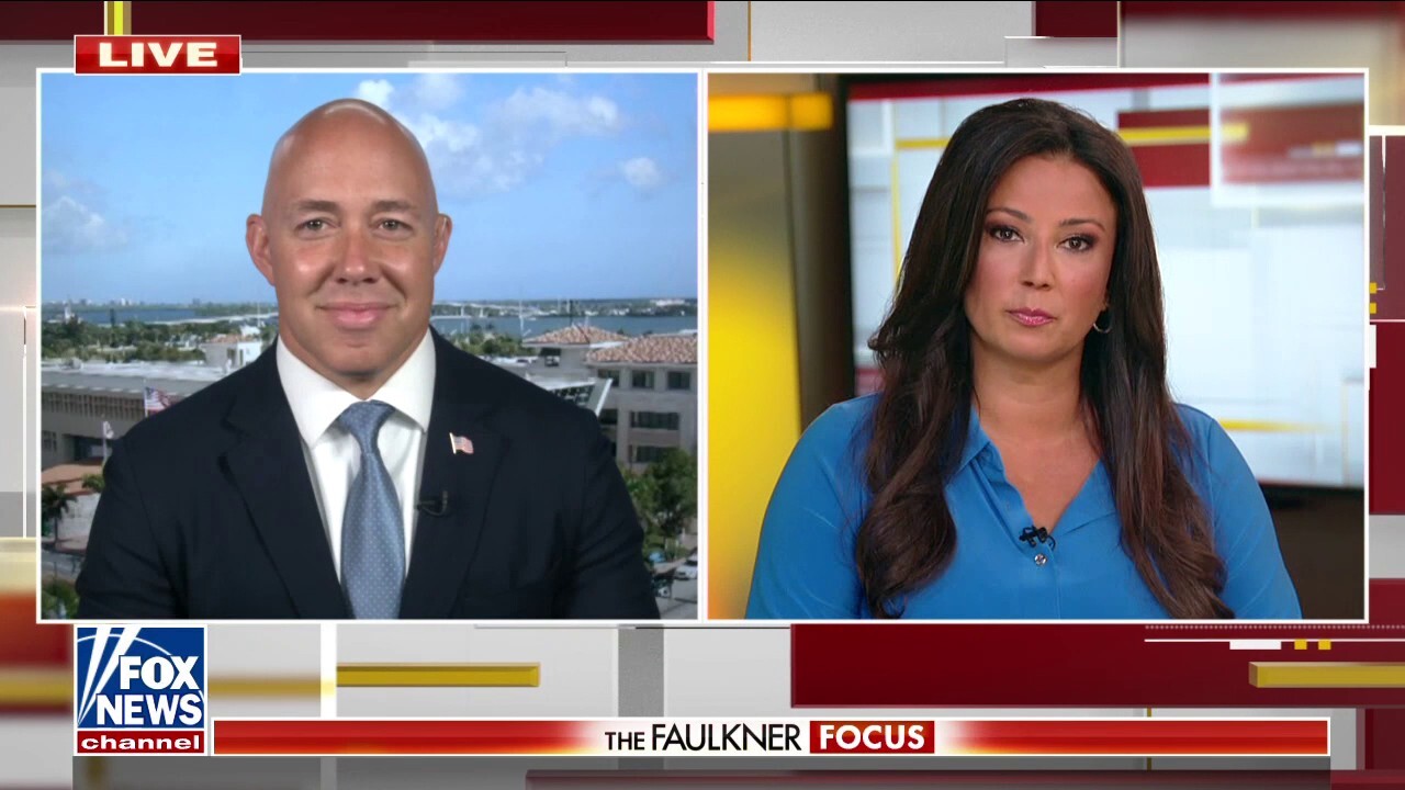 Rep. Mast blasts 'party of open borders': Title 42 is only COVID restriction Dems want to get rid of