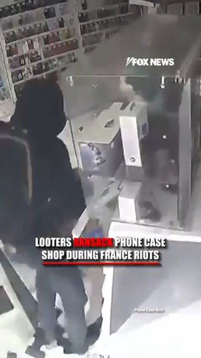 WATCH: French looters ransack store during riots