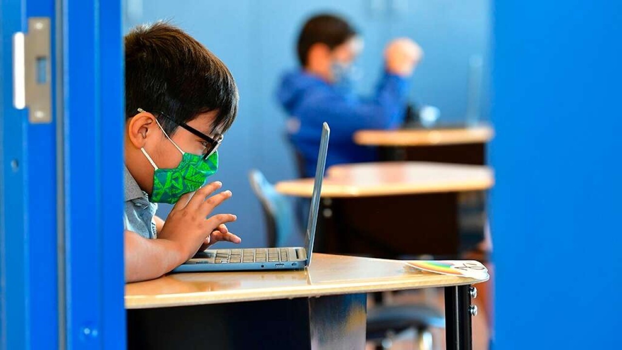 Remote learning increases failing grades, study finds