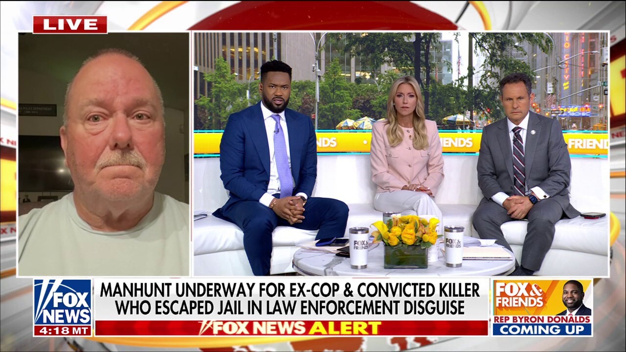 Earl Hyatt, retired Eureka Springs, Arkansas police chief, on the manhunt underway for an ex-cop and convicted killer who escaped jail disguised as a law enforcement officer.