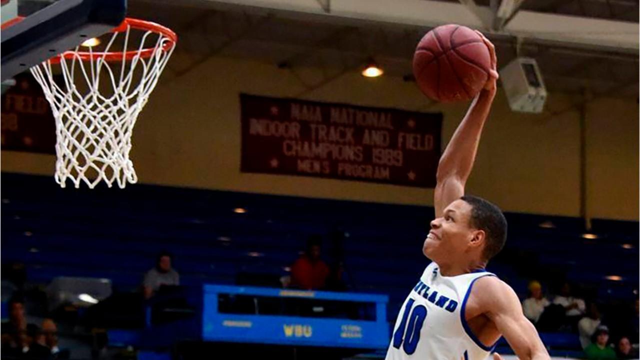 College basketball player scores 100 points in NAIA game