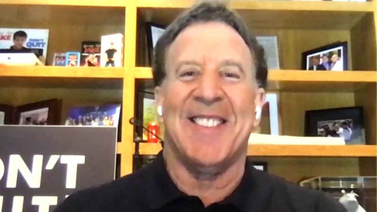 Jake Steinfeld's tips to say fit and healthy while flattening the curve