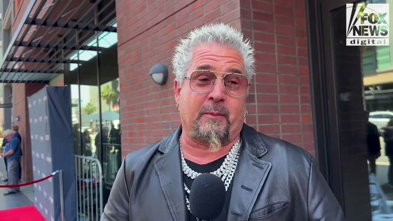 Guy Fieri doesn't see politics in his future