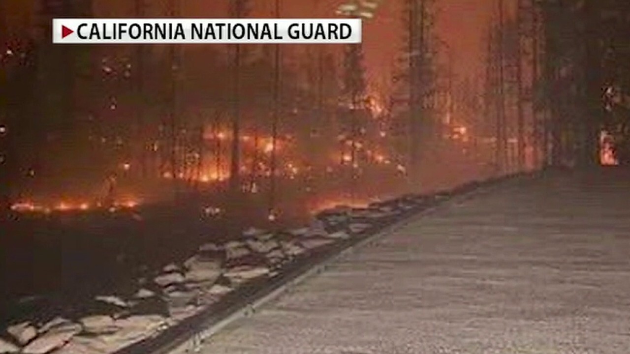 Massive wildfire traps over 150 people at California campground