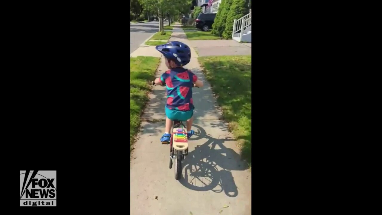 Child creates musical bike using xylophone: Hear his clever tune!