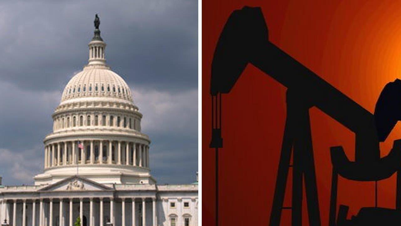 Congressional spending deal would lift ban on US oil exports