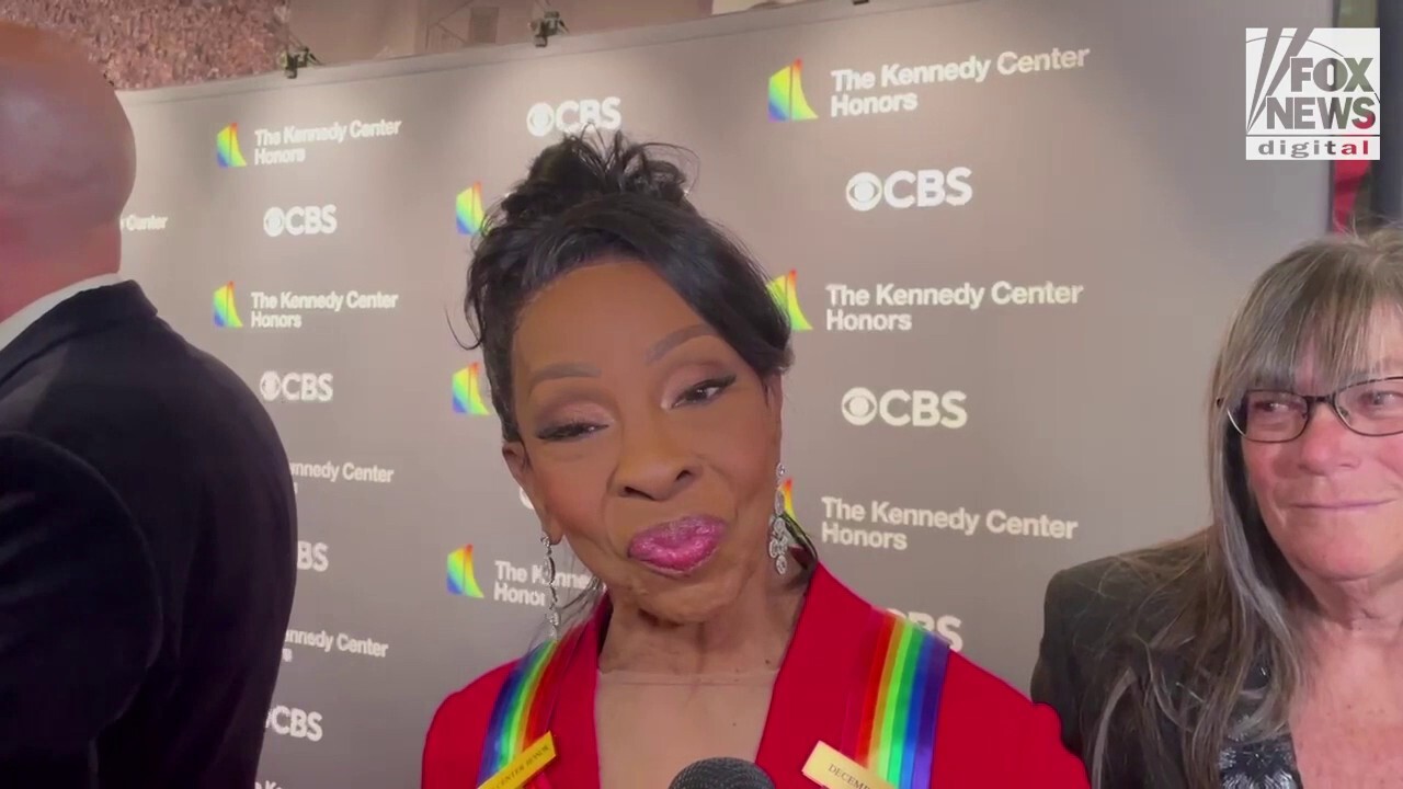 Grammy winner Gladys Knight calls Patti LaBelle her 'little sister', reflects on Kennedy Center Honors nod
