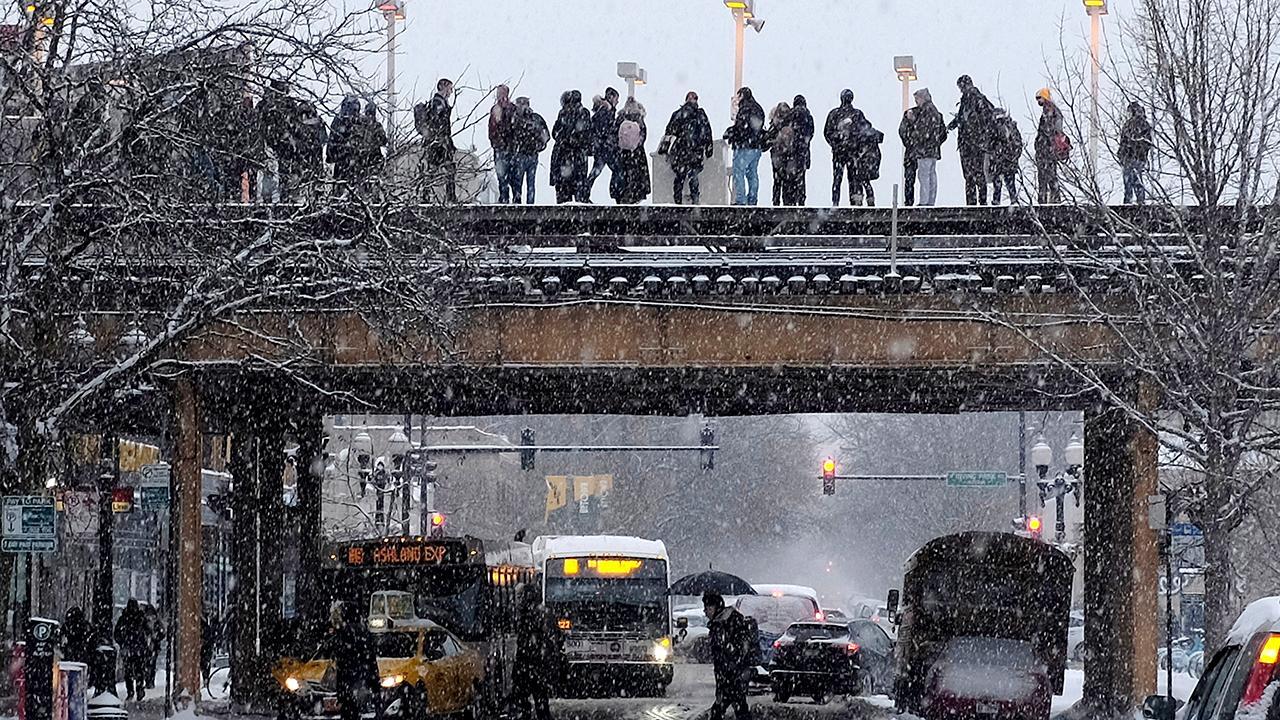 Life beginning to return to normal in Chicago as temperatures rise to single digits
