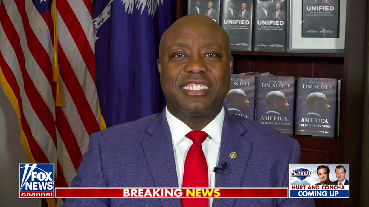 Сенатор Тим Скот, колеги, пускат нова видео поредица, насочена към ухажването на чернокожите гласоподаватели