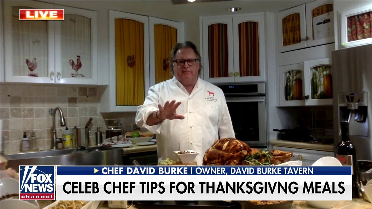 Celebrity chef bringing Thanksgiving tips to the table