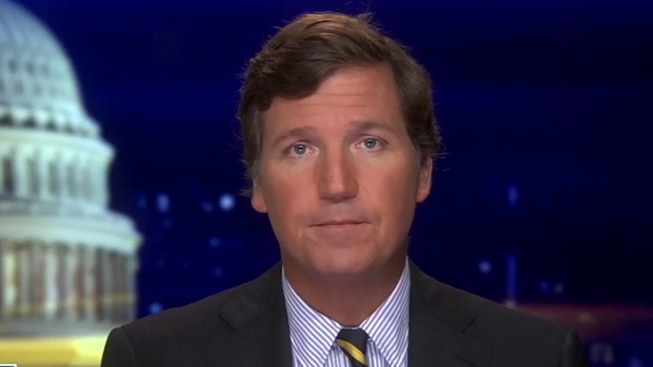 Tucker: Our leaders are making a mockery of their own quarantines