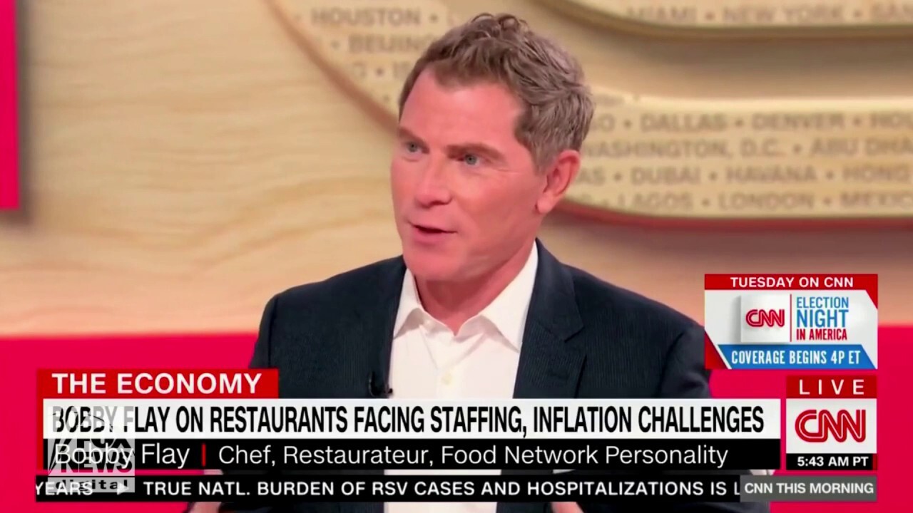 Celeb chef Bobby Flay says his restaurant guests act like ‘we’re on the brink’ of ‘bad economy’: ‘they tighten their wallets’