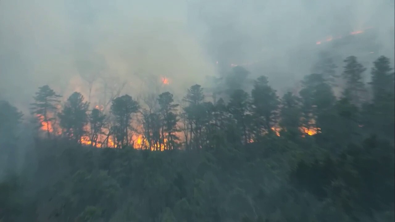 New Jersey wildfire burns 2,500 acres, evacuations ordered