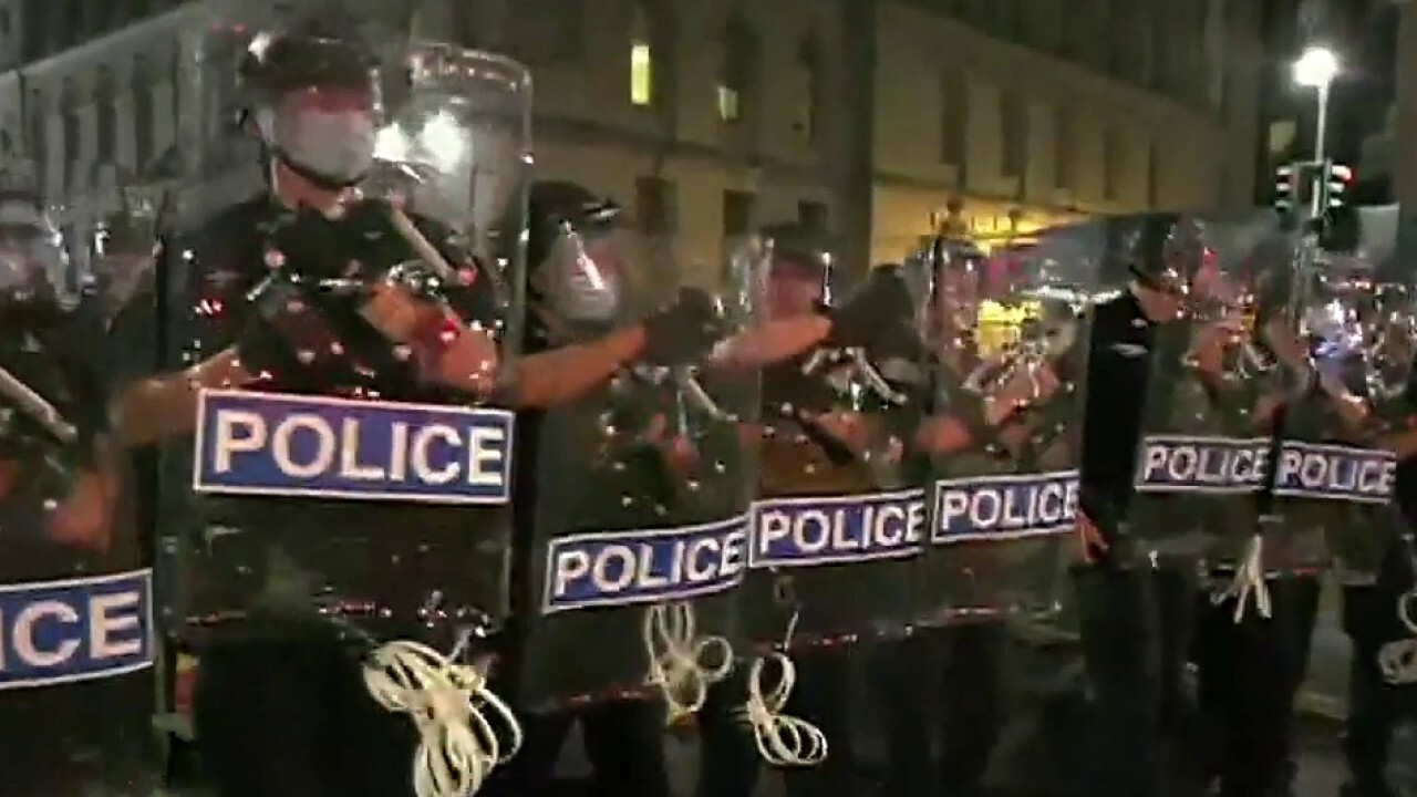 NYPD clears out remaining Occupy City Hall protesters, cleanup efforts begin