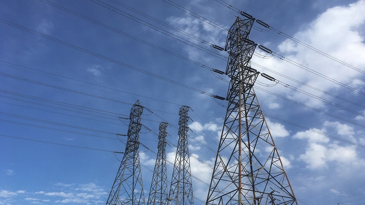 Critics blame California blackouts on Democrats' aggressive green energy mandates