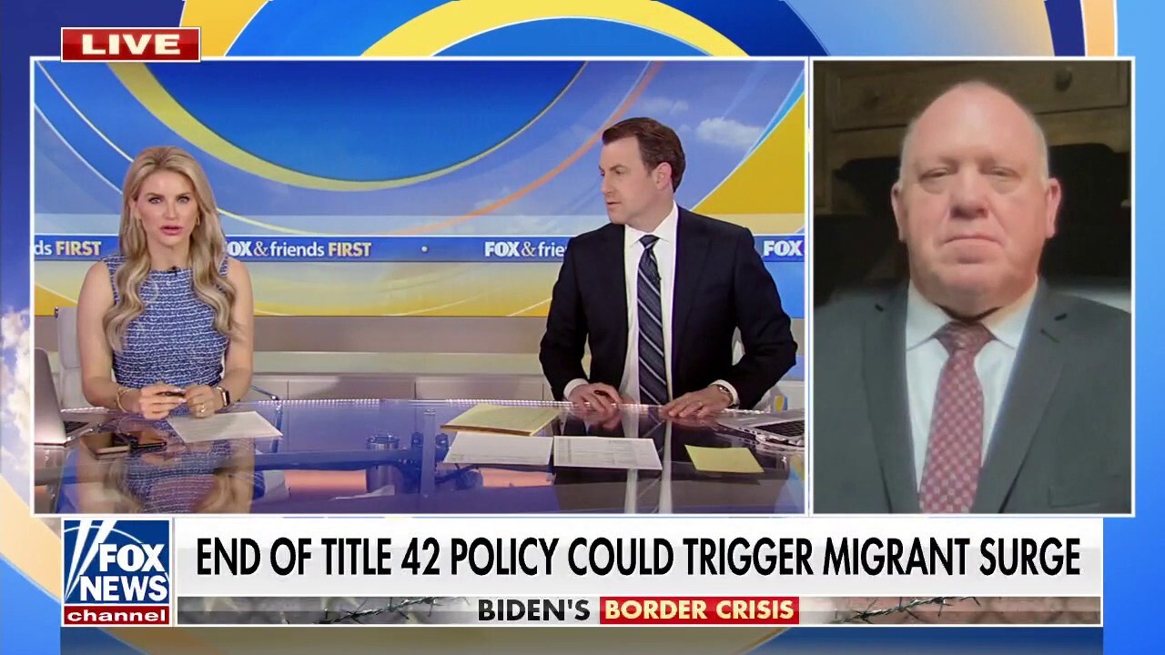 Tom Homan says Biden 'intentionally unsecured' the southern border as COVID-era border policy set to expire in May