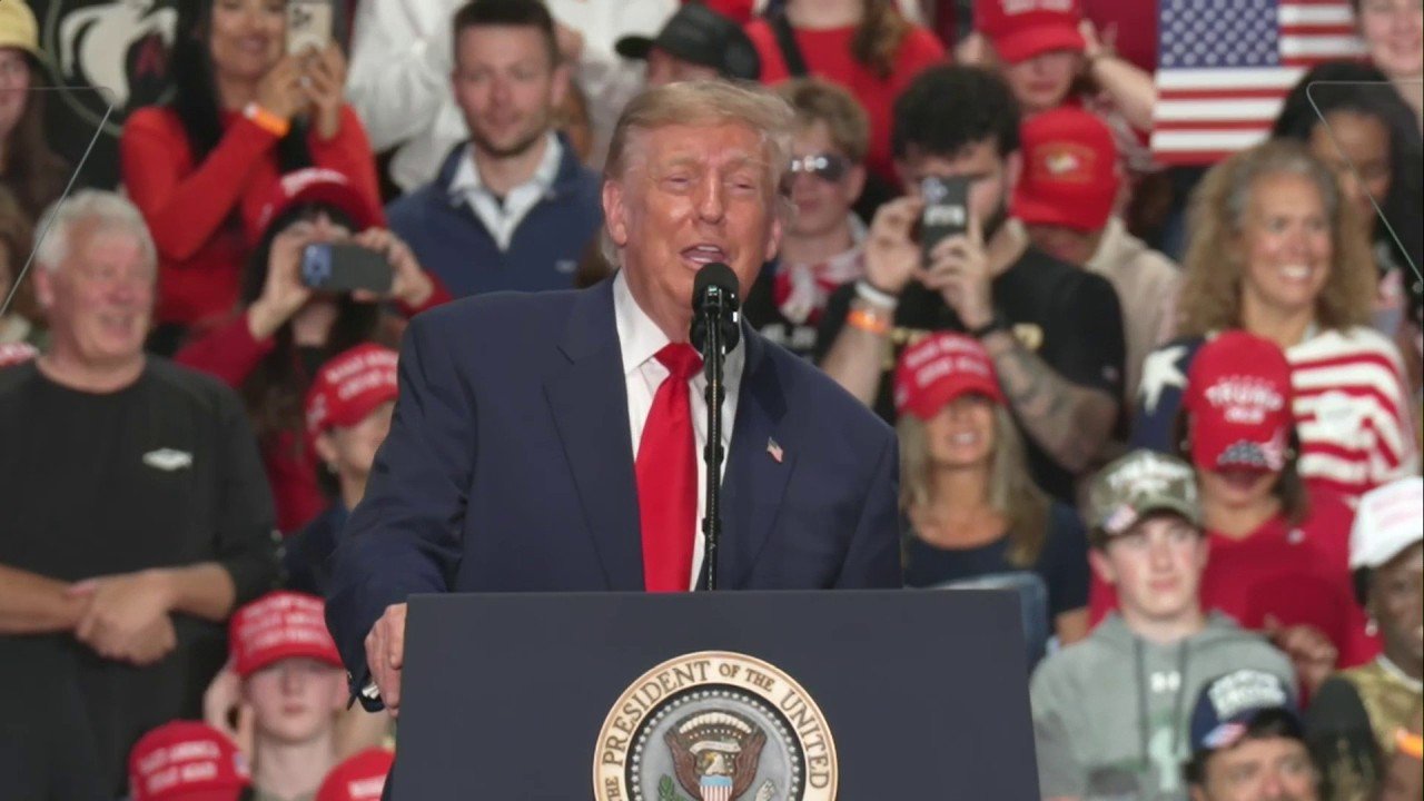 Trump introduces Mike Tyson at Bruce Blakeman rally