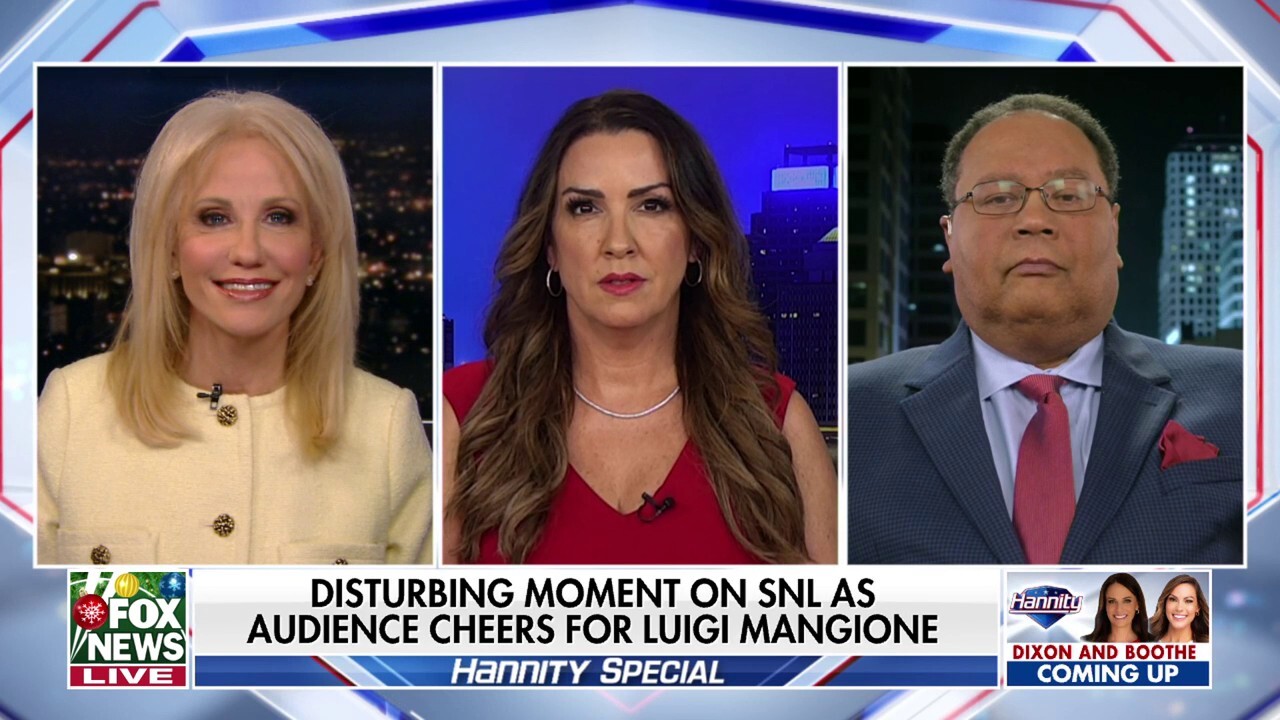 Fox News contributor Sara Carter and Project 21 chairman Horace Cooper join ‘Hannity’ to discuss the controversy surrounding the audience’s reaction to the mention of suspected CEO killer Luigi Mangione on ‘Saturday Night Live.’