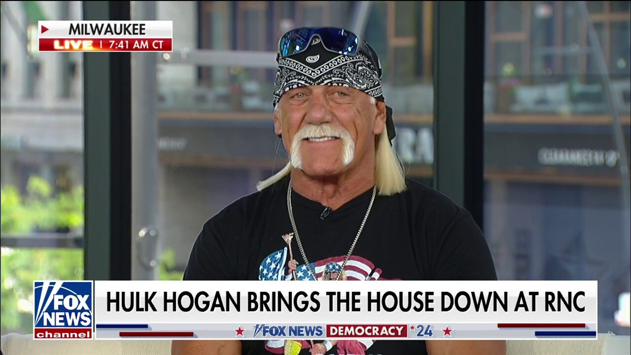 Hulk Hogan delivers electrifying speech at RNC