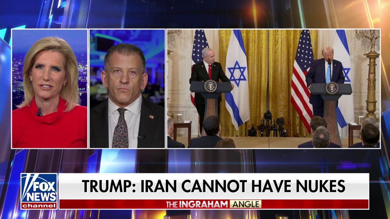 Former CIA station chief assesses Trump’s 'blunt, stark' warning to Iran