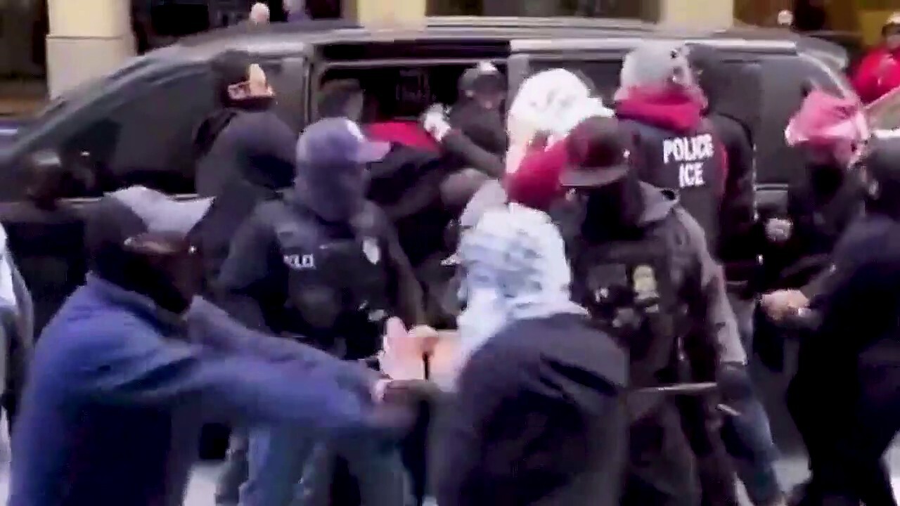 Mob confronts ICE agents outside immigration court in San Francisco