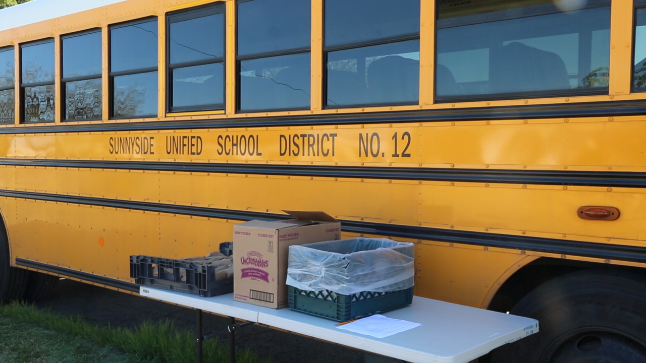 Arizona school district uses WiFi-enabled buses to help students in need